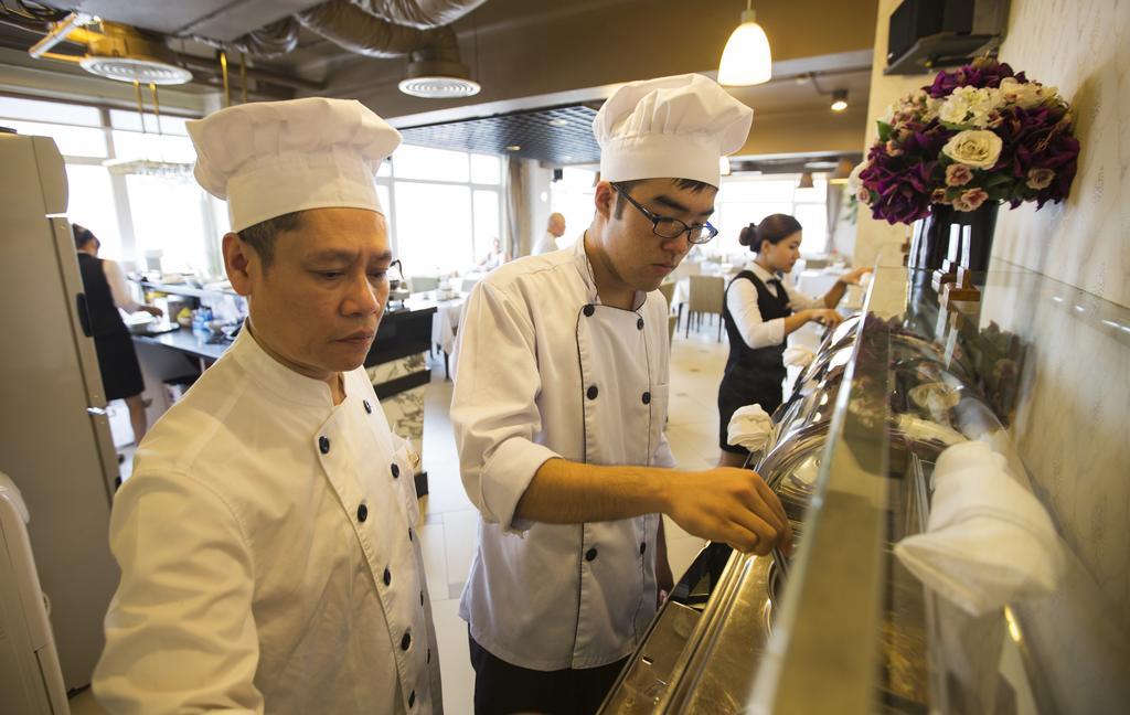 Adamas Hanoi Hotel Екстериор снимка