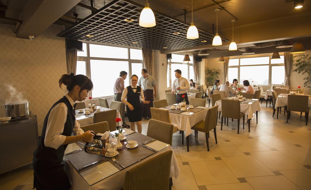 Adamas Hanoi Hotel Екстериор снимка