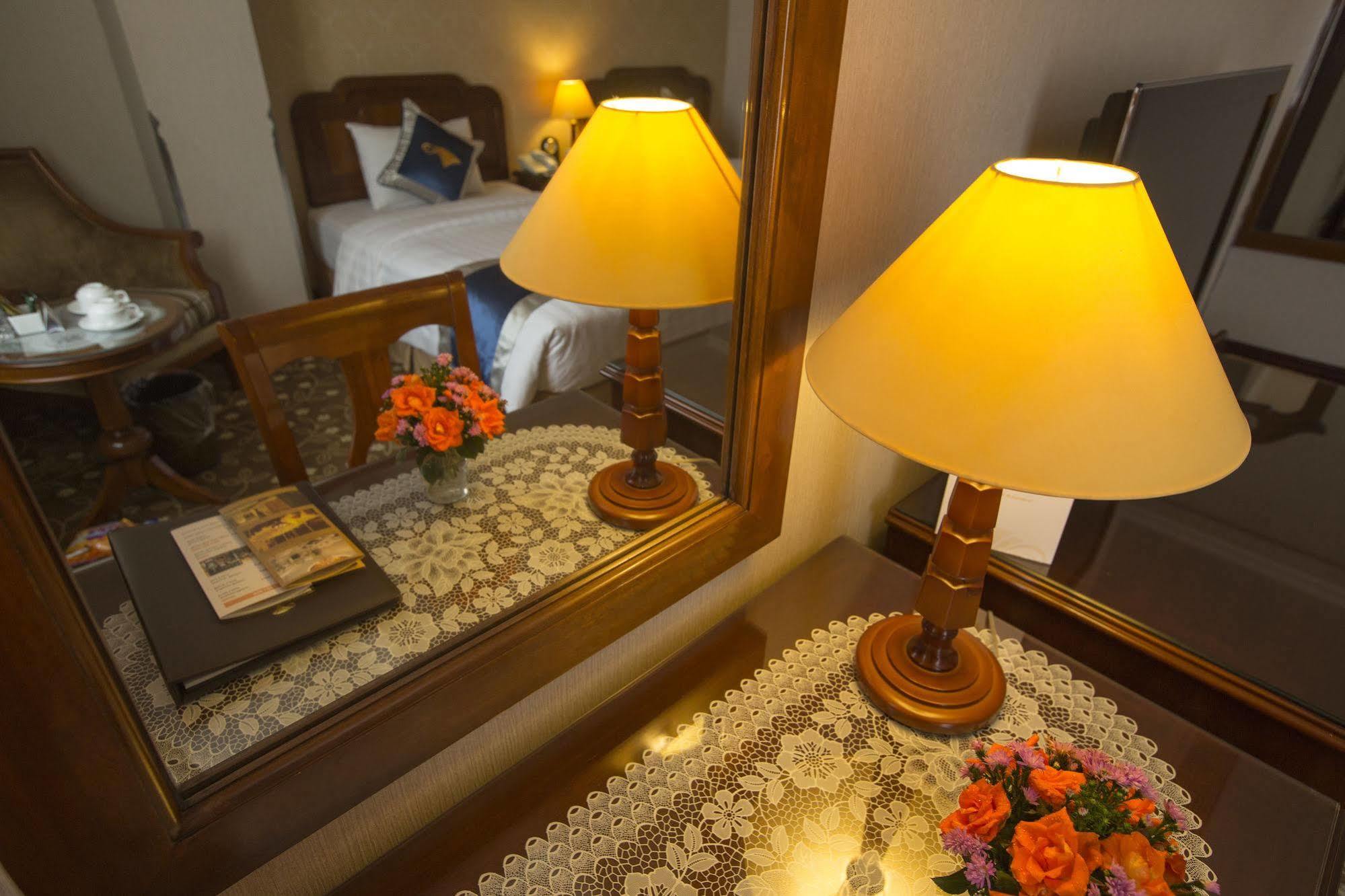 Adamas Hanoi Hotel Екстериор снимка