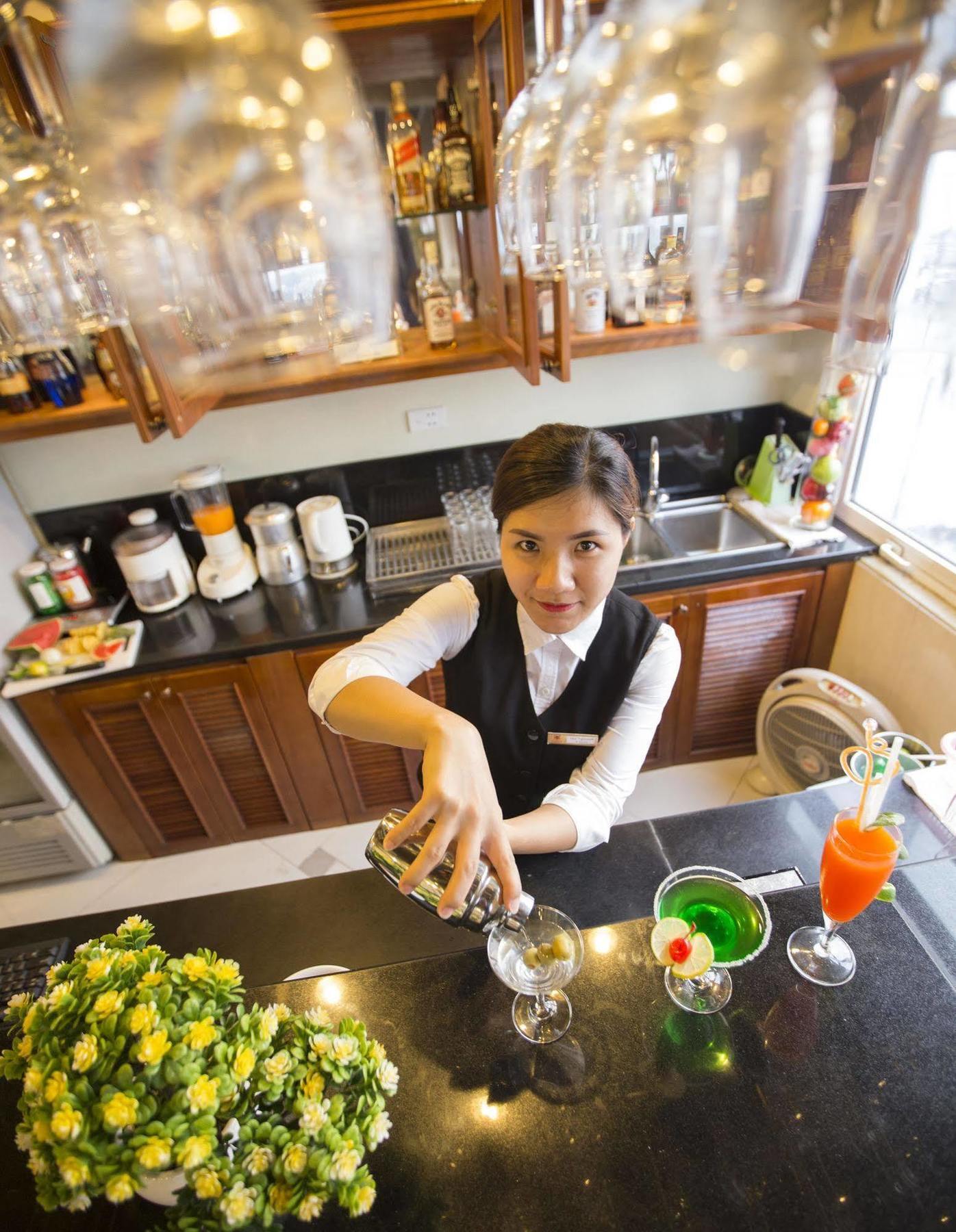 Adamas Hanoi Hotel Екстериор снимка