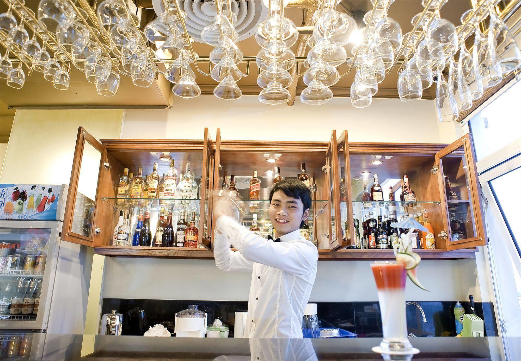 Adamas Hanoi Hotel Екстериор снимка